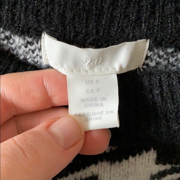 Sweater - Picture 3 of 4